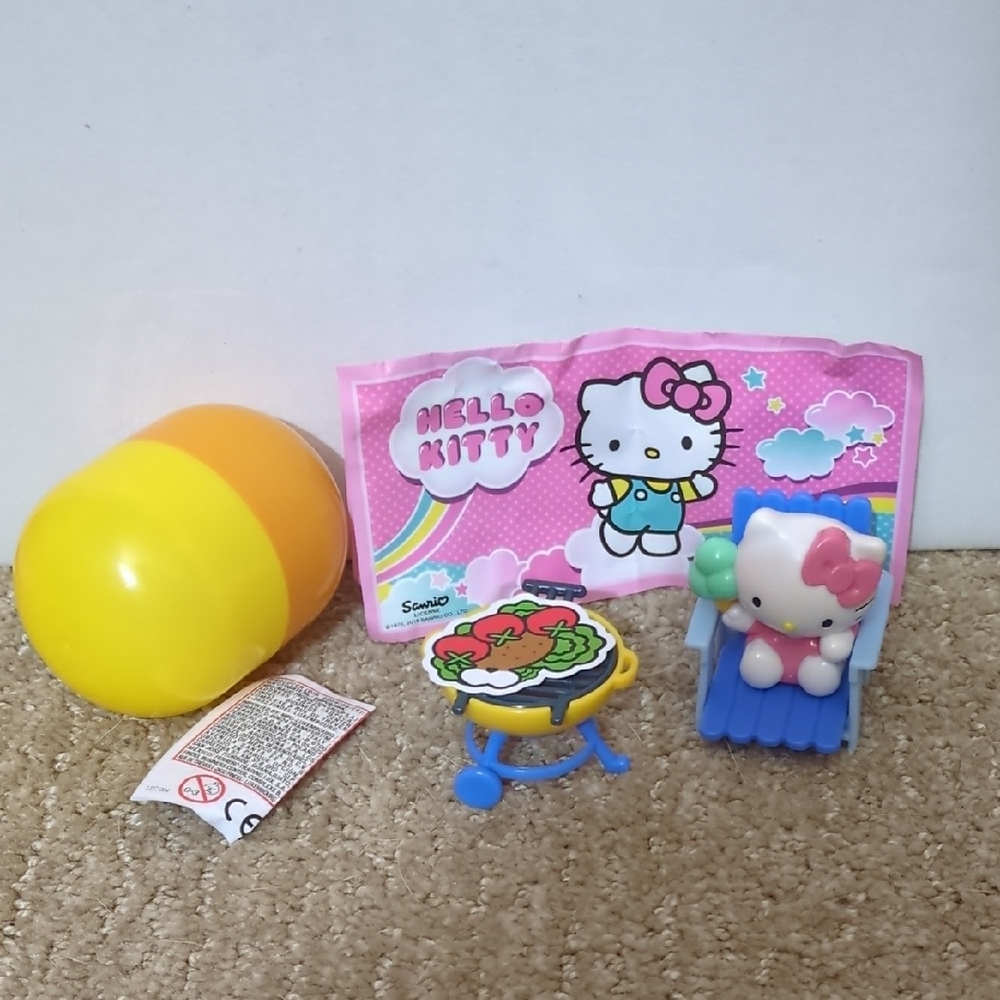Hello Kitty BBQ Playset - Yellow and Pink